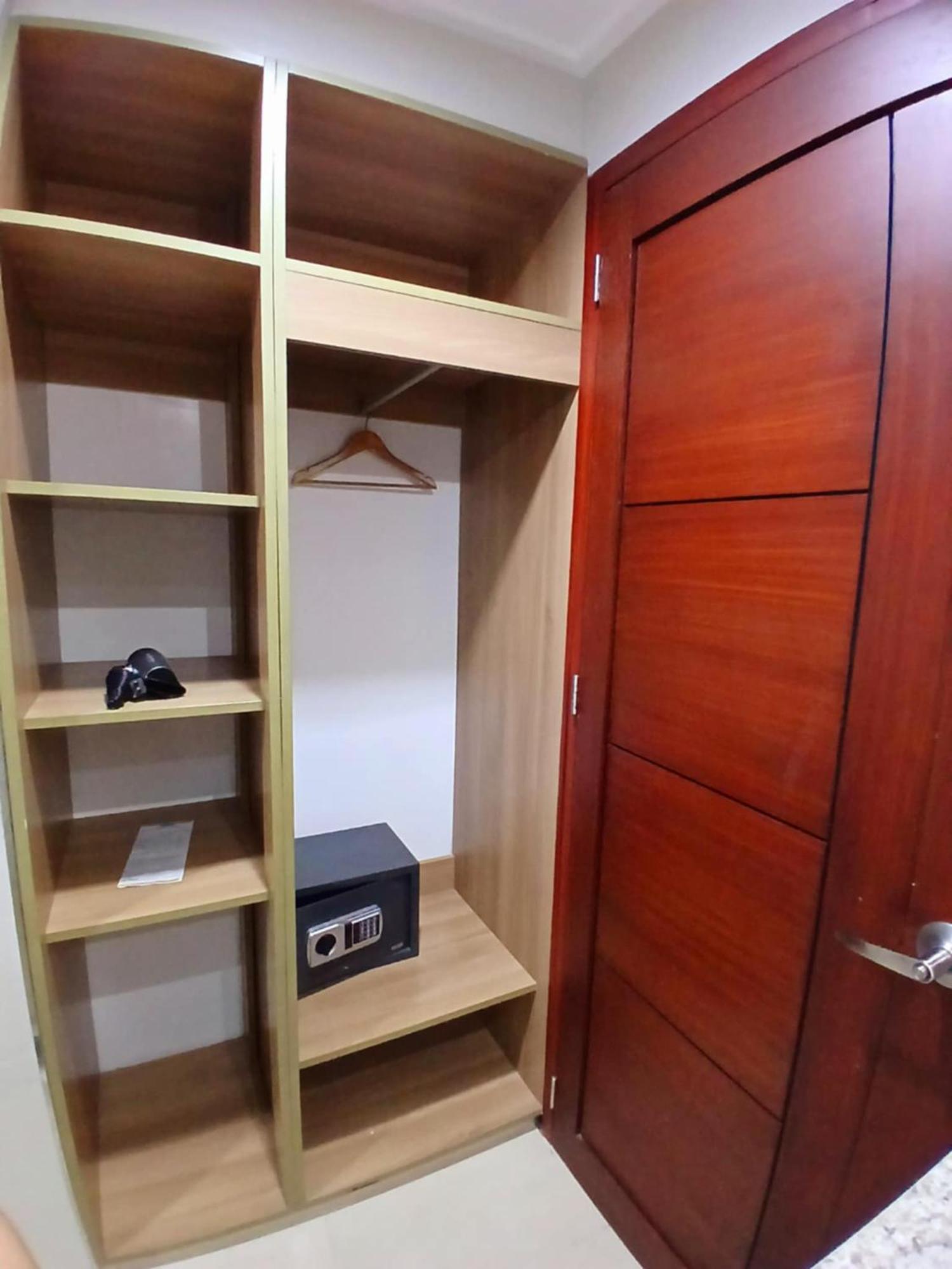 Dohera Hotel Cebu Luaran gambar